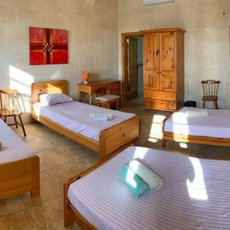 Mithna Hostel *